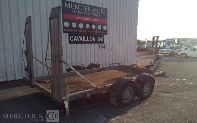 HUBIERE REMORQUE PORTE ENGIN 3T5  DE-797-NY