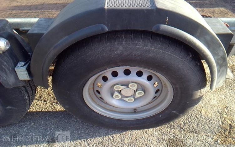 HUBIERE REMORQUE PORTE ENGIN 3T5  DE-797-NY