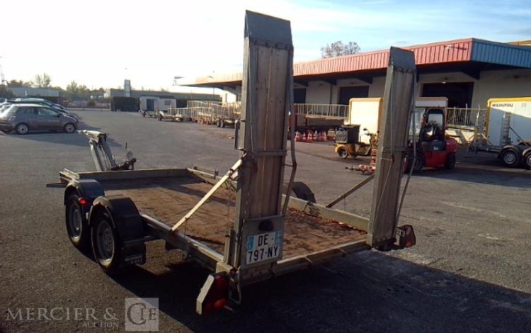HUBIERE REMORQUE PORTE ENGIN 3T5  DE-797-NY