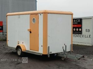 CNSE ABRI CHANTIER 9M2 ISOLE + WC  DP-304-BA