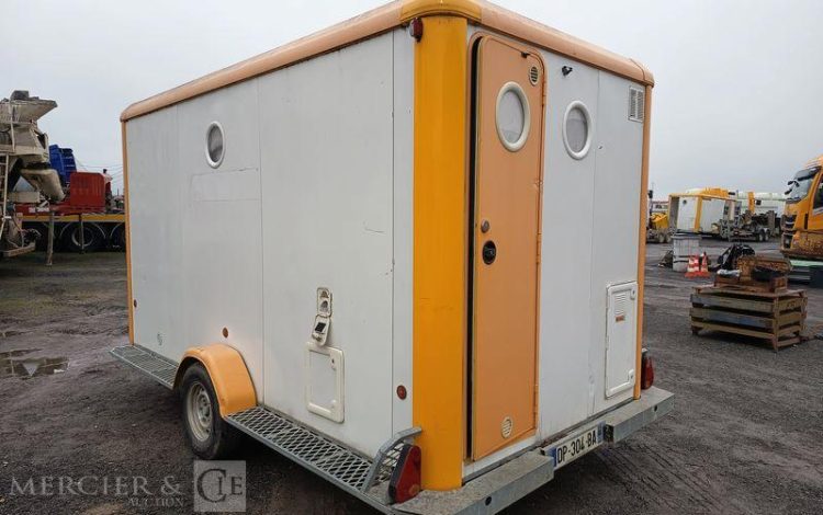 CNSE ABRI CHANTIER 9M2 ISOLE + WC  DP-304-BA