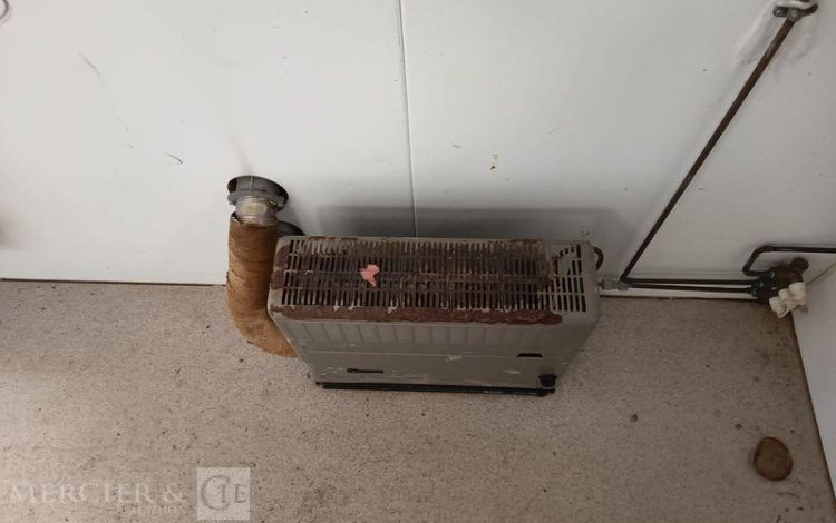 CNSE ABRI CHANTIER 9M2 ISOLE + WC  DP-304-BA