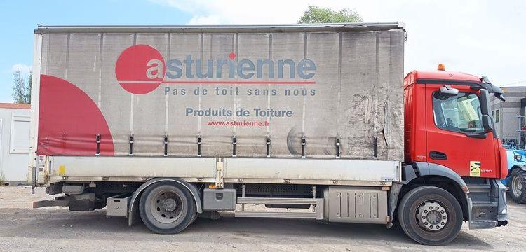 MERCEDES ANTOS 1830 NL 46 23 COURTE 320 4X2 – PTAC 19 TONNES – DIESEL – 339697 KMS ROUGE DR-520-KM