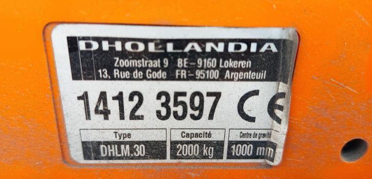 MERCEDES ANTOS 1830 NL 46 23 COURTE 320 4X2 – PTAC 19 TONNES – DIESEL – 339697 KMS ROUGE DR-520-KM