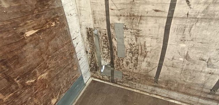 MERCEDES ANTOS 1830 NL 46 23 COURTE 320 4X2 – PTAC 19 TONNES – DIESEL – 339697 KMS ROUGE DR-520-KM