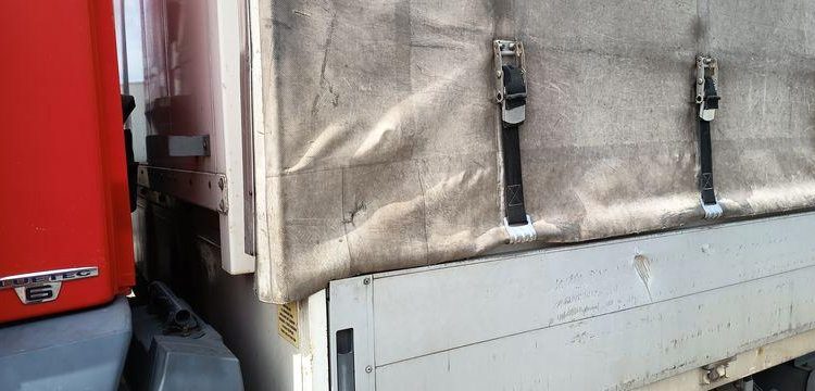 MERCEDES ANTOS 1830 NL 46 23 COURTE 320 4X2 – PTAC 19 TONNES – DIESEL – 339697 KMS ROUGE DR-520-KM