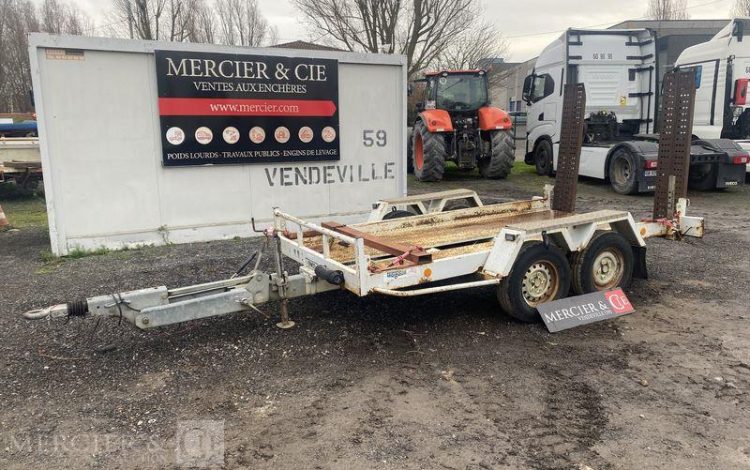 MOIROUD REMORQUE PORTE ENGIN 3T5  DV-393-WZ