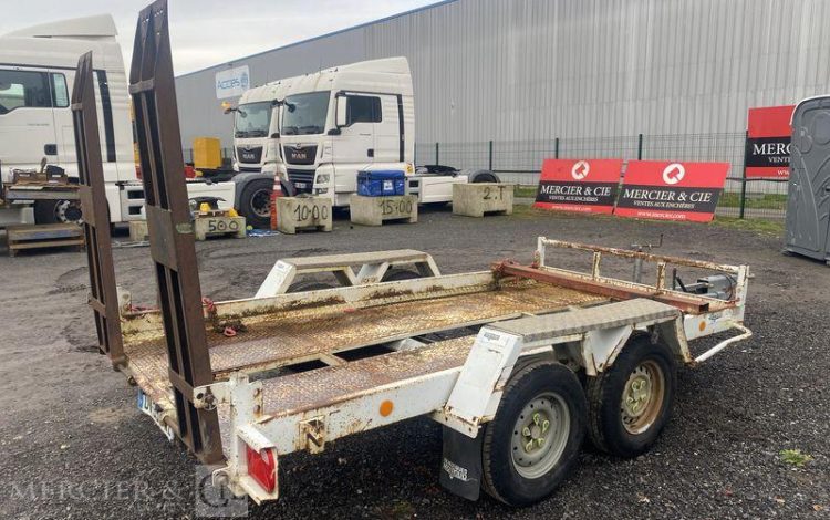 MOIROUD REMORQUE PORTE ENGIN 3T5  DV-393-WZ