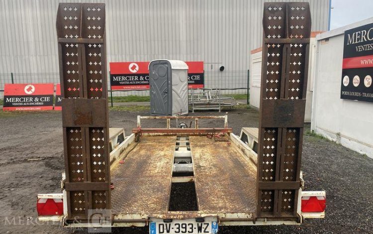 MOIROUD REMORQUE PORTE ENGIN 3T5  DV-393-WZ