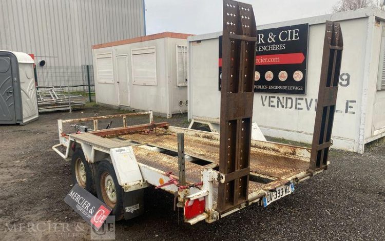 MOIROUD REMORQUE PORTE ENGIN 3T5  DV-393-WZ