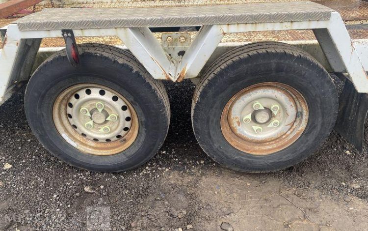 MOIROUD REMORQUE PORTE ENGIN 3T5  DV-393-WZ