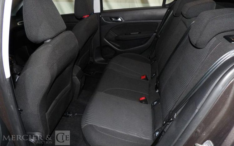 PEUGEOT 308 GENERATION-II 1.6 BLUEHDI 100CH BUSINESS PACK S&S  DW-468-ZP