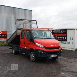 IVECO CAMION BENNE DOUBLE CABINE  DX-329-AA
