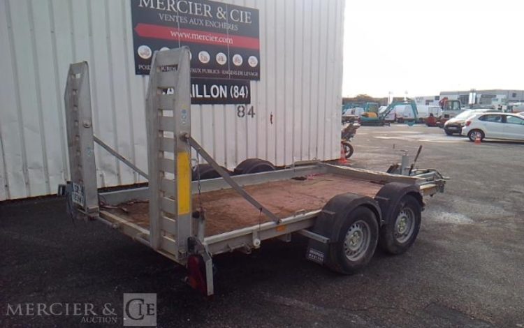 HUBIERE REMORQUE PORTE ENGIN 3T5  DZ-183-WV