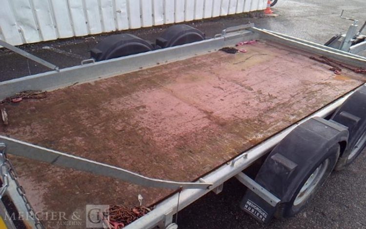 HUBIERE REMORQUE PORTE ENGIN 3T5  DZ-183-WV