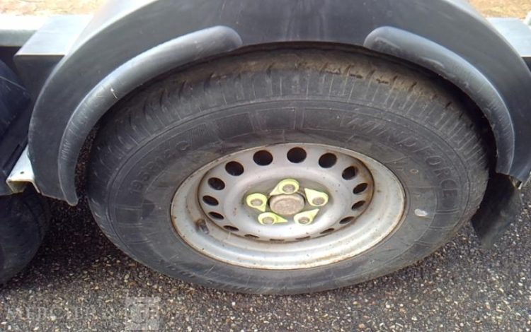 HUBIERE REMORQUE PORTE ENGIN 3T5  DZ-183-WV