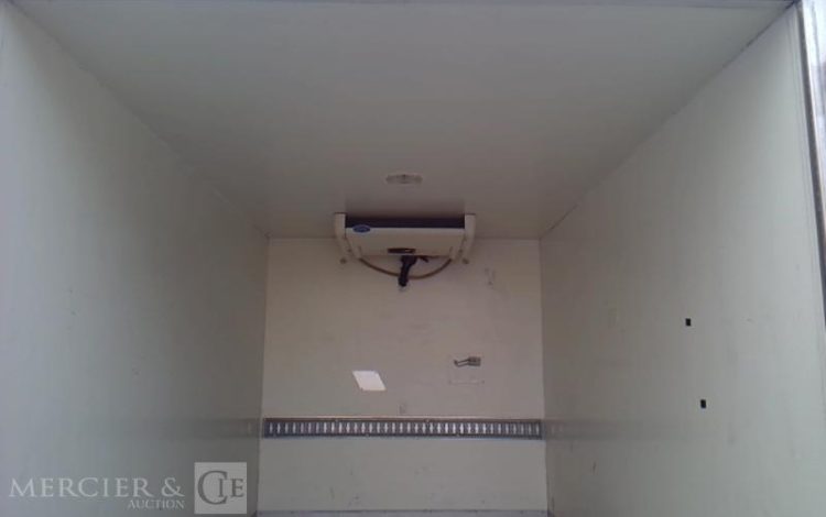 RENAULT MASTER FRIGO BLANC EA-907-ZS