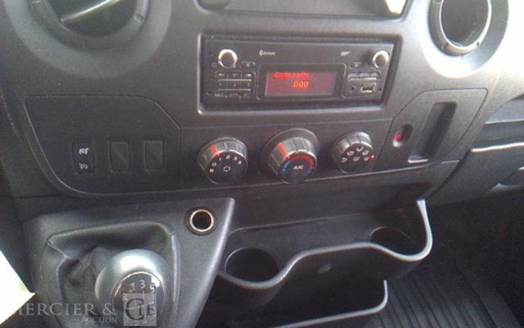 RENAULT MASTER FRIGO BLANC EA-907-ZS