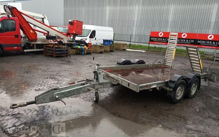 HUBIERE REMORQUE PORTE ENGIN 3T5  ED-546-AS