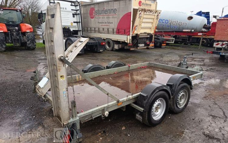 HUBIERE REMORQUE PORTE ENGIN 3T5  ED-546-AS