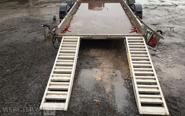 HUBIERE REMORQUE PORTE ENGIN 3T5  ED-546-AS