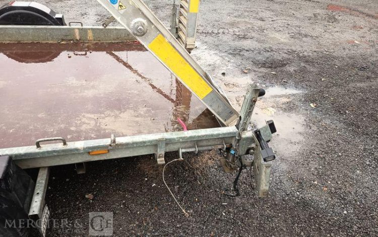 HUBIERE REMORQUE PORTE ENGIN 3T5  ED-546-AS