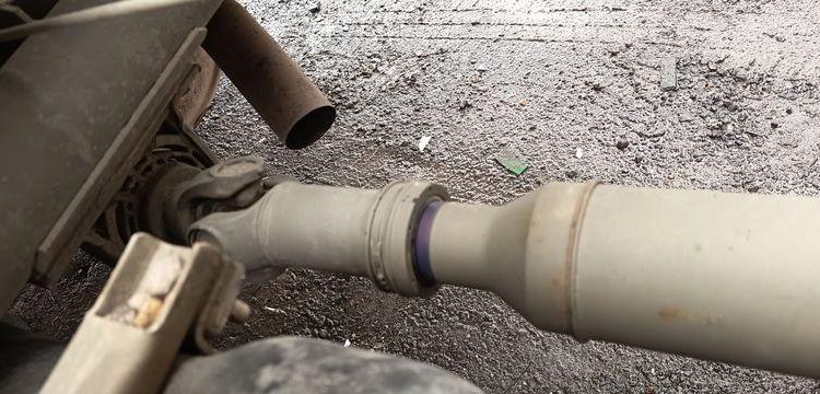 IVECO DAILY 35C13  BENNE AVEC COFFRE ACIER DIESEL – 179751 KMS – ANNEE 2016 ROUGE EG-549-AG