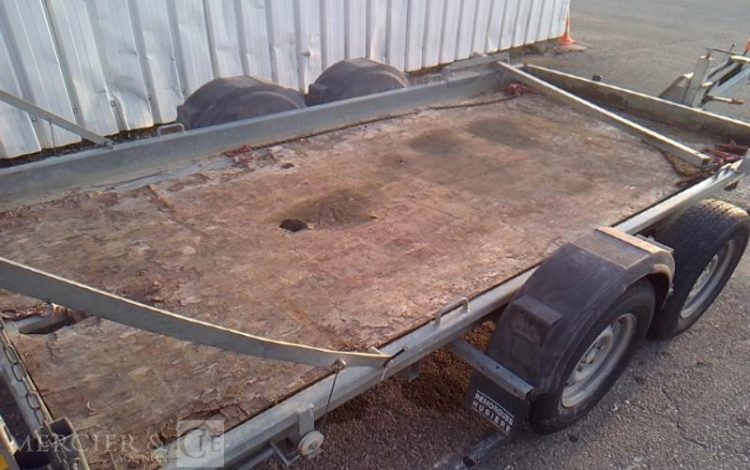 HUBIERE REMORQUE PORTE ENGIN 3T5  EJ-029-PR