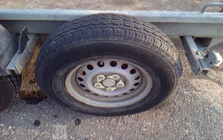 HUBIERE REMORQUE PORTE ENGIN 3T5  EJ-029-PR