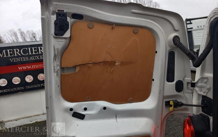 PEUGEOT EXPERT  EJ-186-PG