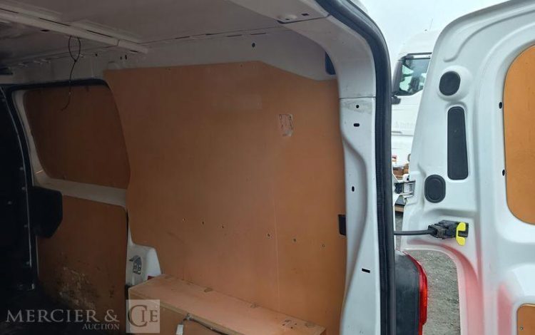 PEUGEOT EXPERT  EJ-186-PG