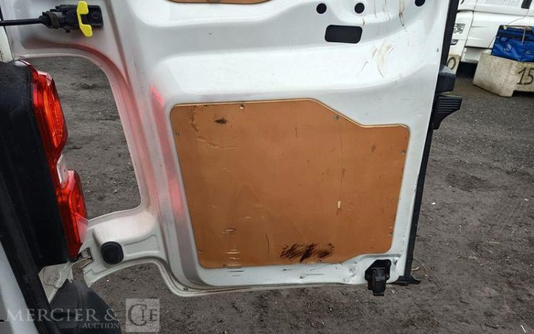 PEUGEOT EXPERT  EJ-186-PG