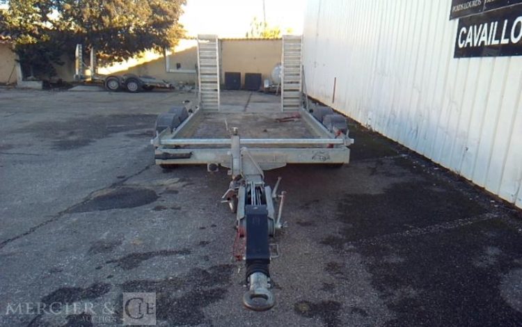 HUBIERE REMORQUE PORTE ENGIN 3T5  EK-667-QP