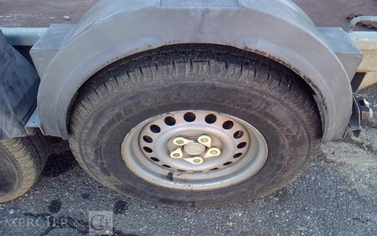 HUBIERE REMORQUE PORTE ENGIN 3T5  EK-973-QP