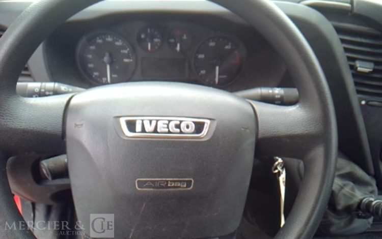 IVECO NACELLE 16M SUR VL LEGER  EL-711-JA