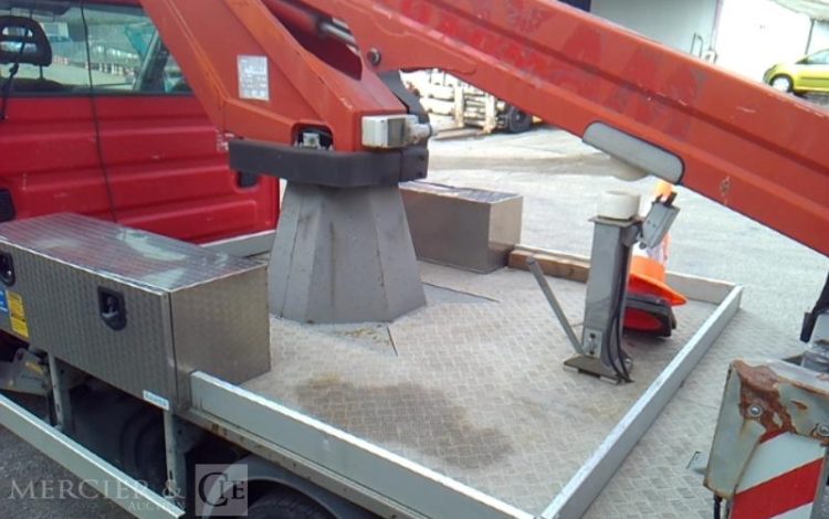 IVECO NACELLE 16M SUR VL LEGER  EL-711-JA