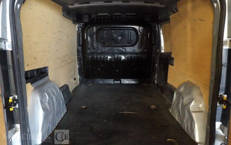 FIAT DOBLO MAXI 105 MULTIJET 2 GRIS EN-208-WJ