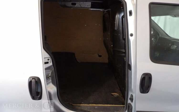 FIAT DOBLO MAXI 105 MULTIJET 2 GRIS EN-208-WJ