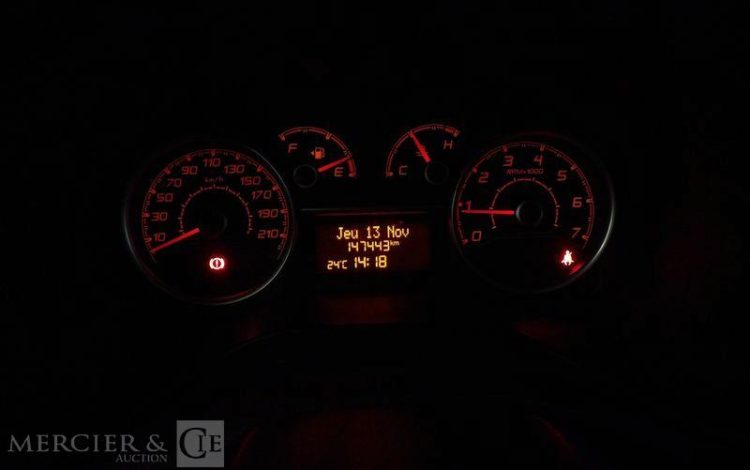 FIAT DOBLO MAXI 105 MULTIJET 2 GRIS EN-208-WJ