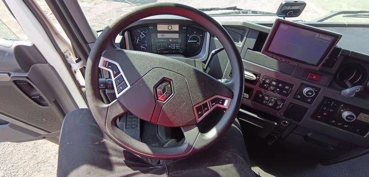 RENAULT T430  PTRA 44 TONNES DIESEL – 404609 KMS – ANNEE 2017 BLANC EN-493-CX