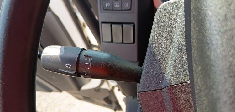 RENAULT T430  PTRA 44 TONNES DIESEL – 404609 KMS – ANNEE 2017 BLANC EN-493-CX