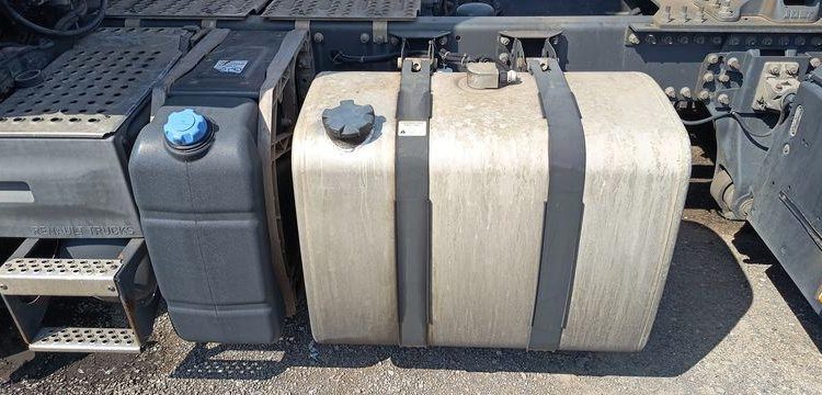 RENAULT T430  PTRA 44 TONNES DIESEL – 404609 KMS – ANNEE 2017 BLANC EN-493-CX