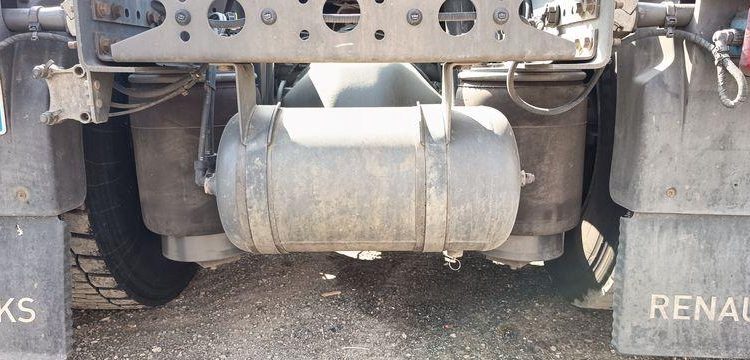 RENAULT T430  PTRA 44 TONNES DIESEL – 404609 KMS – ANNEE 2017 BLANC EN-493-CX