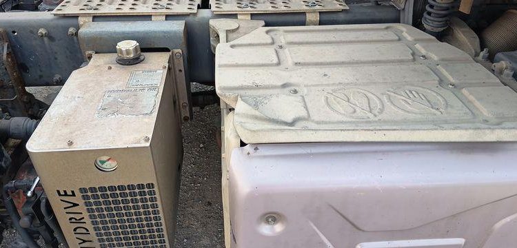 RENAULT T430  PTRA 44 TONNES DIESEL – 404609 KMS – ANNEE 2017 BLANC EN-493-CX