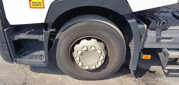 RENAULT T430  PTRA 44 TONNES DIESEL – 404609 KMS – ANNEE 2017 BLANC EN-493-CX