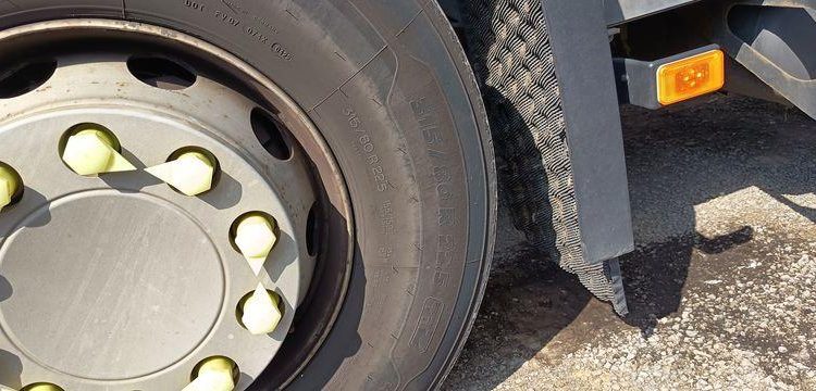 RENAULT T430  PTRA 44 TONNES DIESEL – 404609 KMS – ANNEE 2017 BLANC EN-493-CX