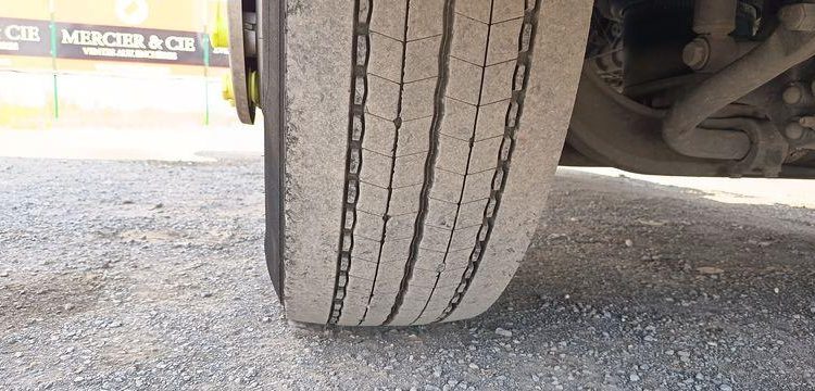 RENAULT T430  PTRA 44 TONNES DIESEL – 404609 KMS – ANNEE 2017 BLANC EN-493-CX