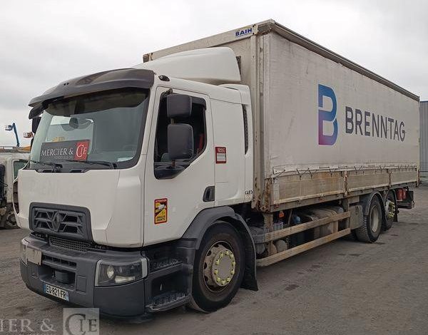 RENAULT PORTEUR D26 WIDE  PTAC : 26 TONNES – DIESEL – 523839 KMS – ANNEE 2017 BLANC EQ-821-FR