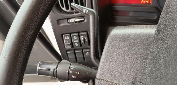 RENAULT PORTEUR D26 WIDE  PTAC : 26 TONNES – DIESEL – 523839 KMS – ANNEE 2017 BLANC EQ-821-FR