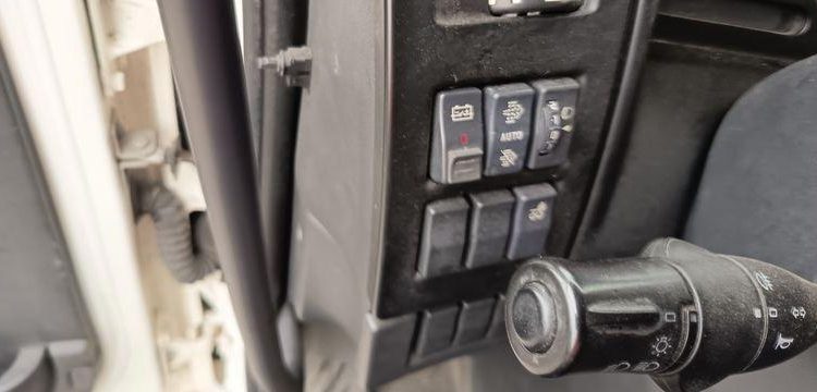 RENAULT PORTEUR D26 WIDE  PTAC : 26 TONNES – DIESEL – 523839 KMS – ANNEE 2017 BLANC EQ-821-FR